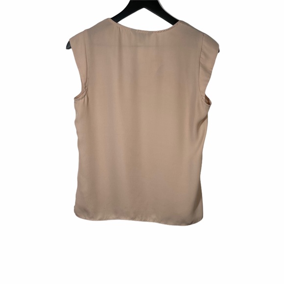 Banana Republic | Blush Pink Sleeveless V-Neck Top - Picture 2 of 4